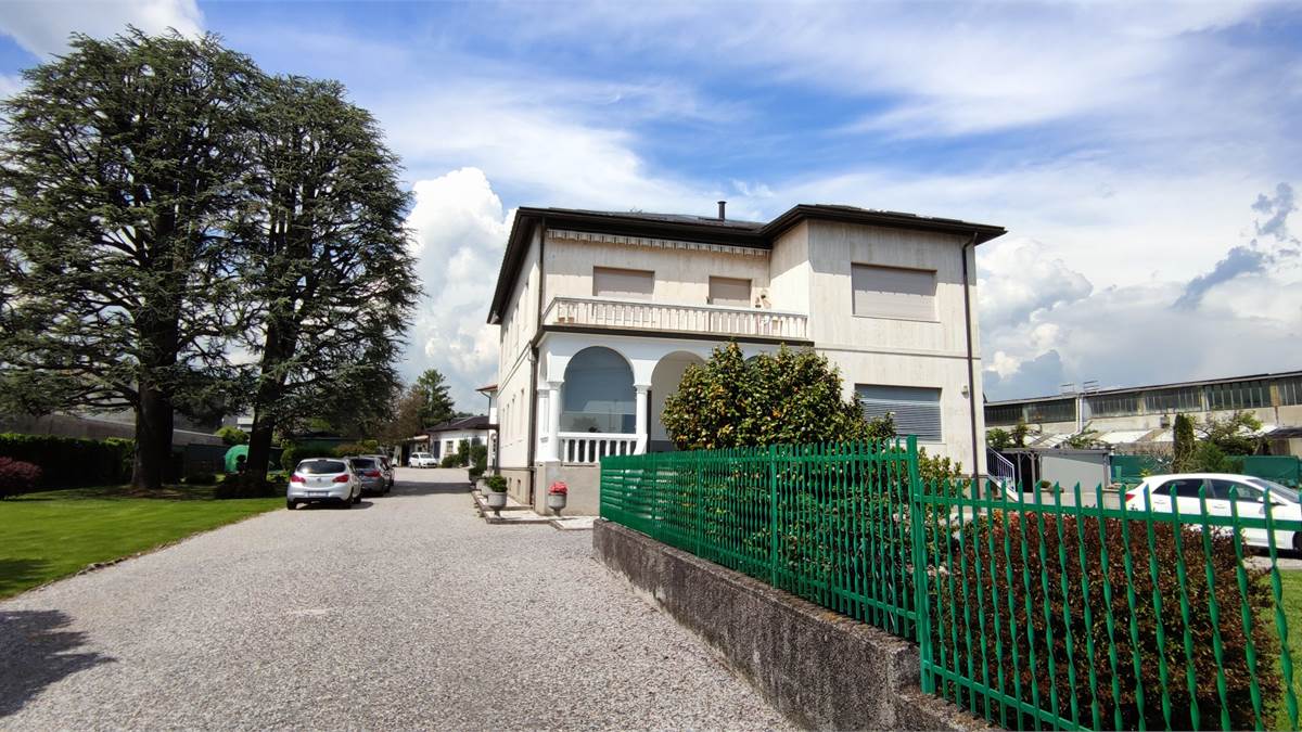 esterno