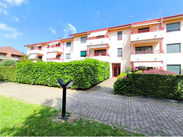 3 locali in Vendita a Como (CO) Fraz. Albate