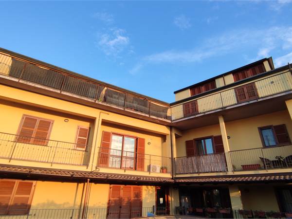 In graziosa palazzina!! Arredamento incluso!!
