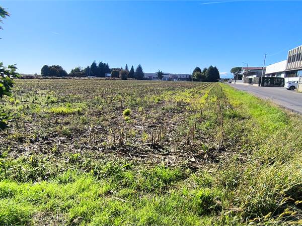 Terreno Edificabile in Vendita a Cirimido (CO) via europa 