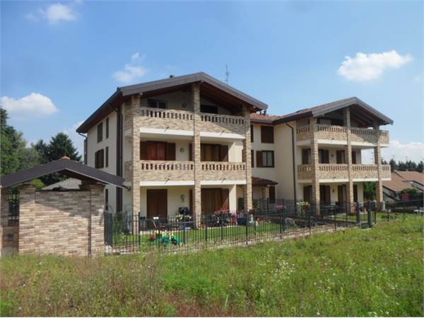 2 locali in affitto a Guanzate