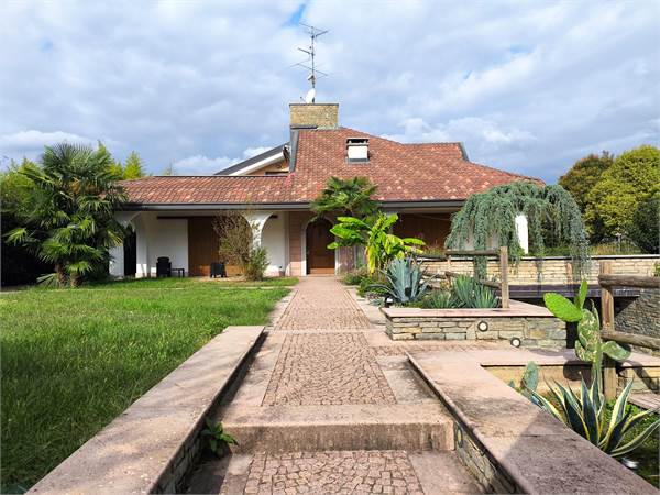 Monolocale in villa !! 