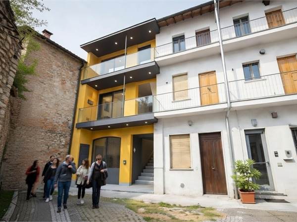 2 locali in piccola corte