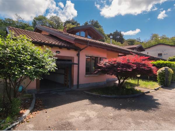 Villa singola con giardino privato
